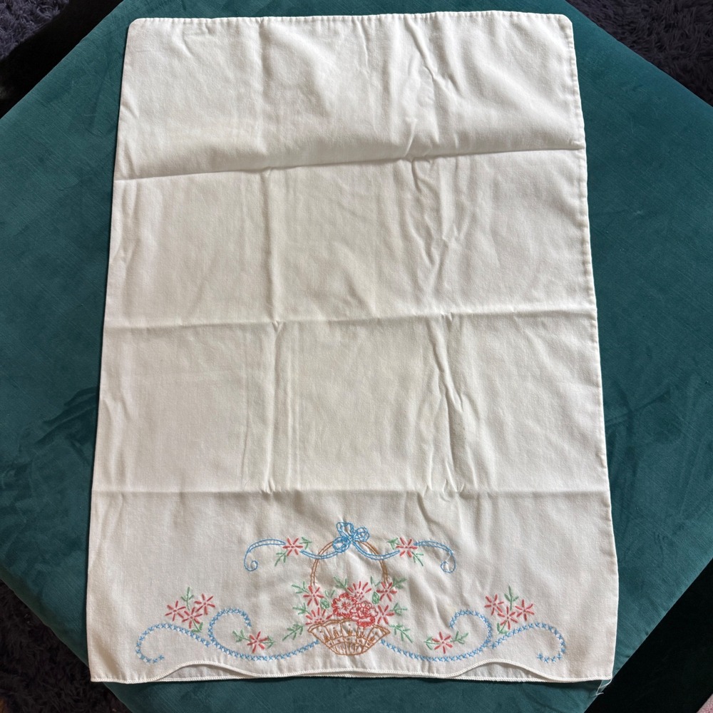 Vintage White Cotton Pillowcase‎ Embroidered Floral Basket Scalloped Edge 0502